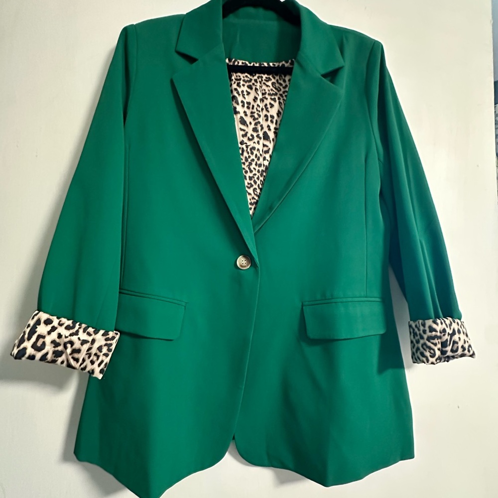 Green Blazer with Leopard Print Lining